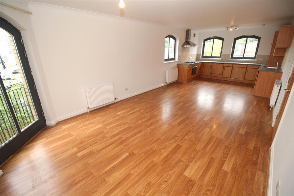 Property photo 3 of 19 Img_1854.Jpg