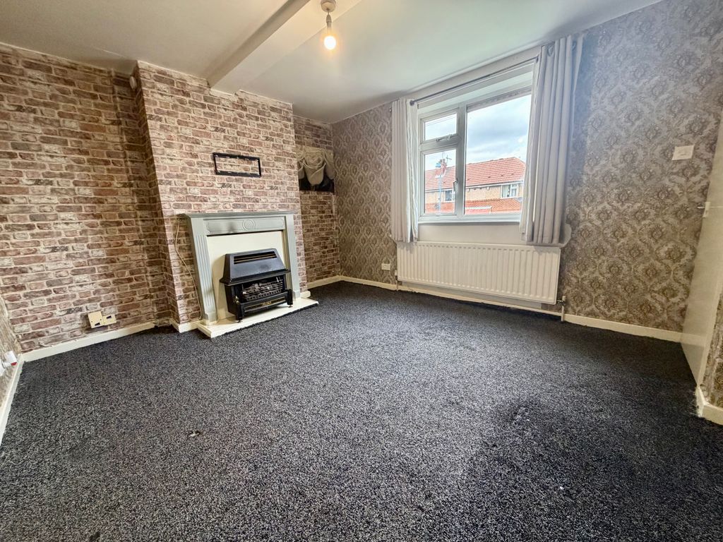 Property photo 3 of 11 Image