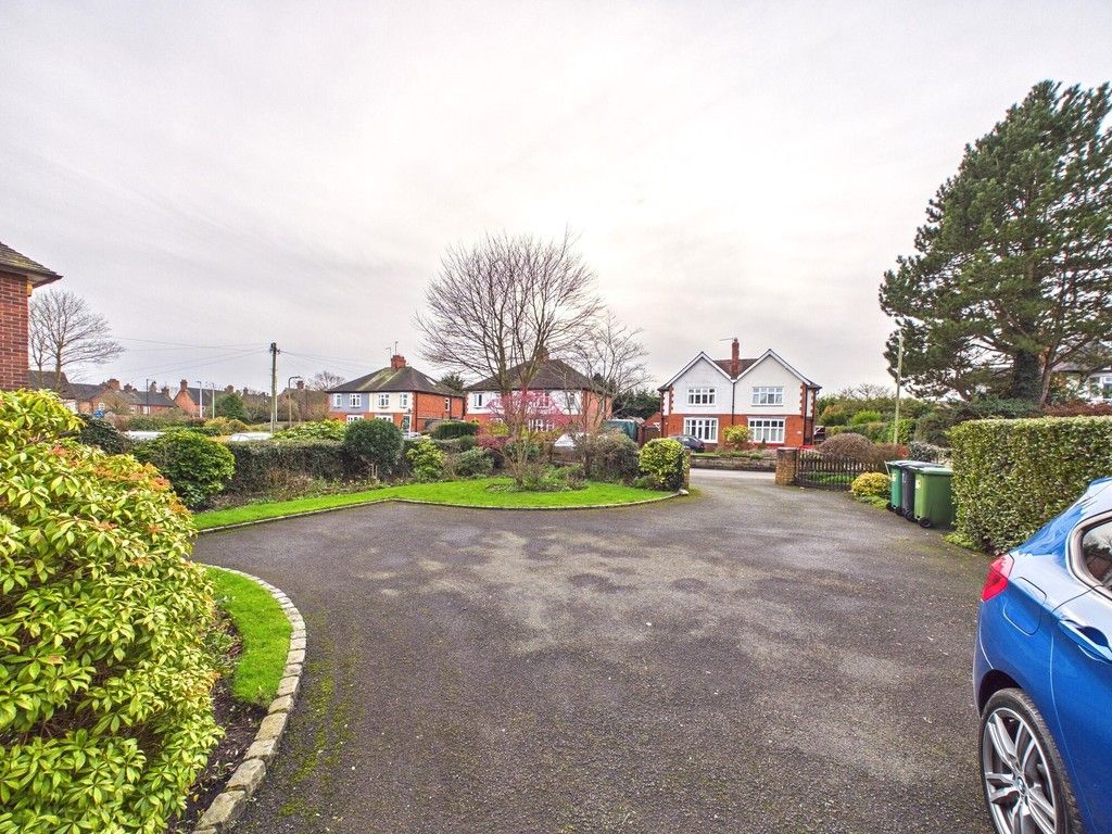 Property photo 2 of 37 Frontage