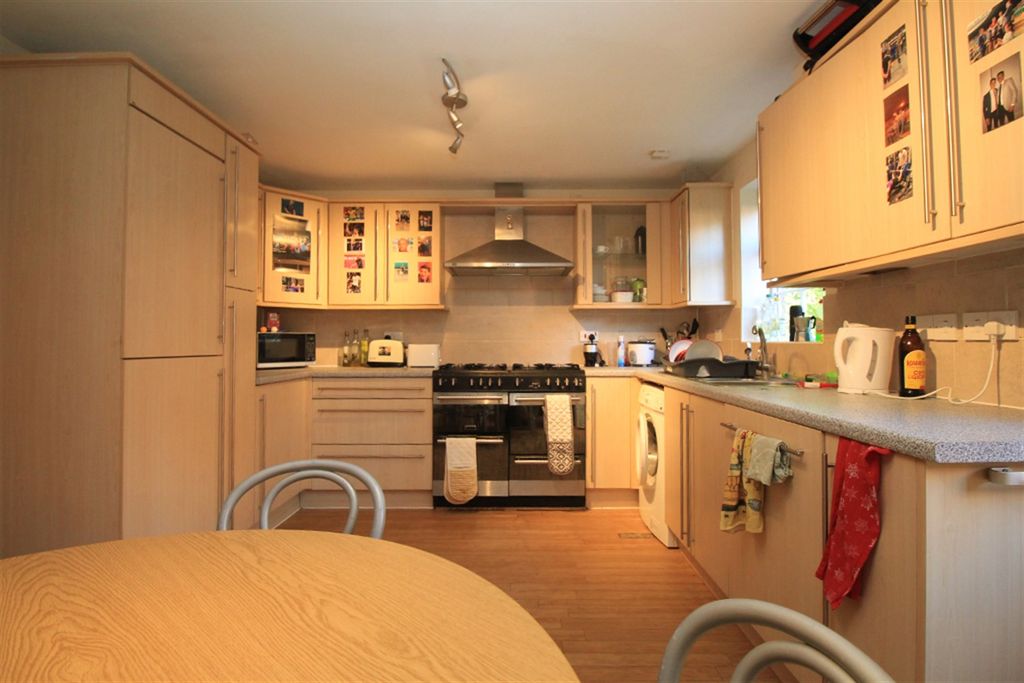 Property photo 2 of 29 Kitchen Diner