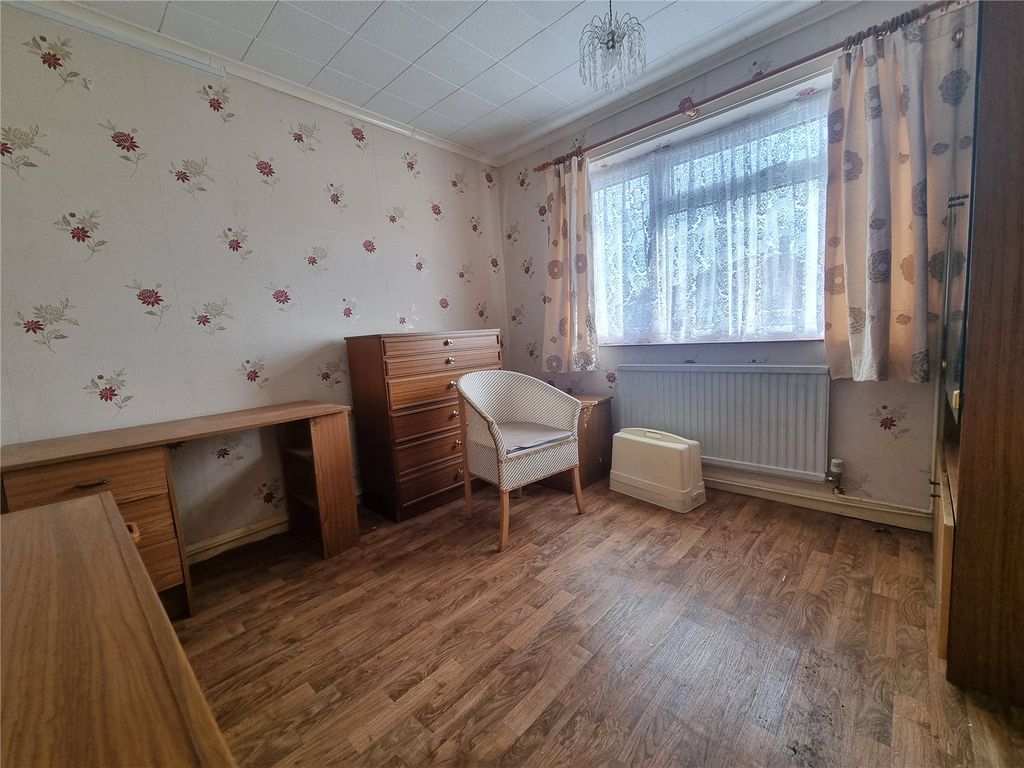 Property photo 3 of 6 Picture No. 07