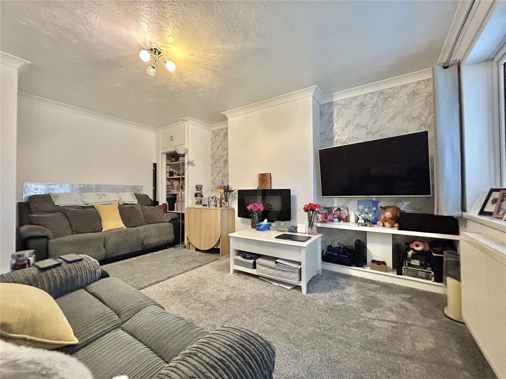 Property photo 2 of 11 Picture No. 07