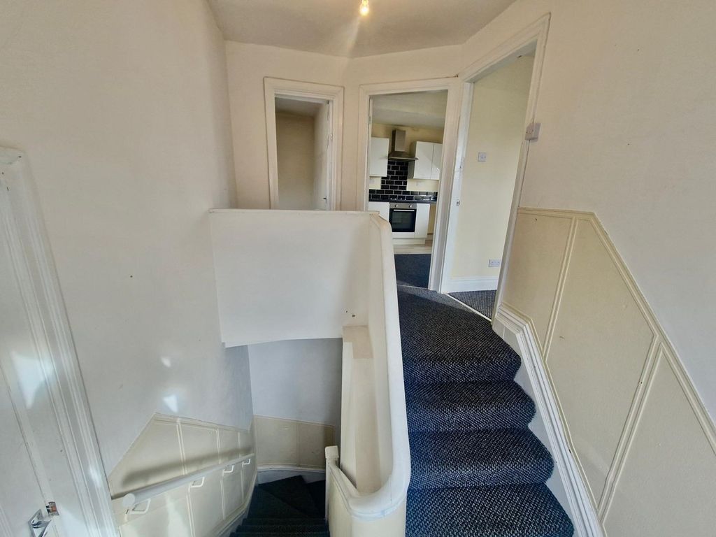 Property photo 2 of 8 340-Hr-2.Jpg