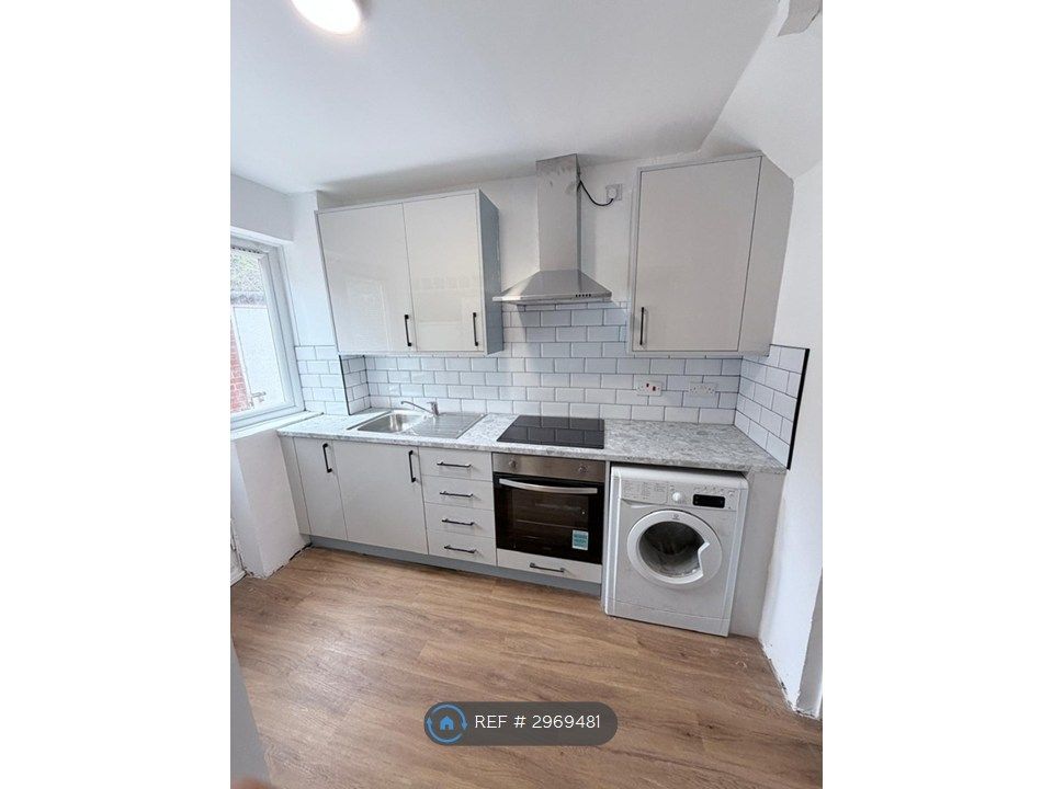 Property photo 2 of 11 Brand New Open Plan Kitchen