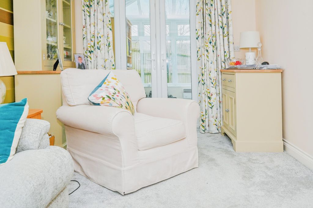 Property photo 3 of 16 Photography