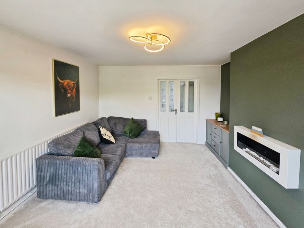 Property photo 3 of 20 Pbox-Img.Jpg
