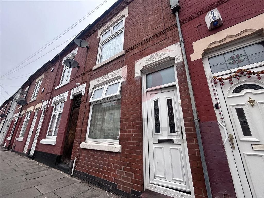 Property photo 1 of 11 Front Exterior