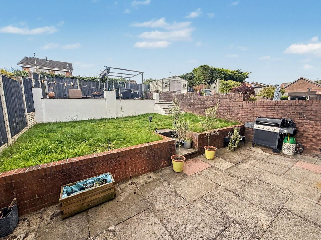 Property photo 2 of 14