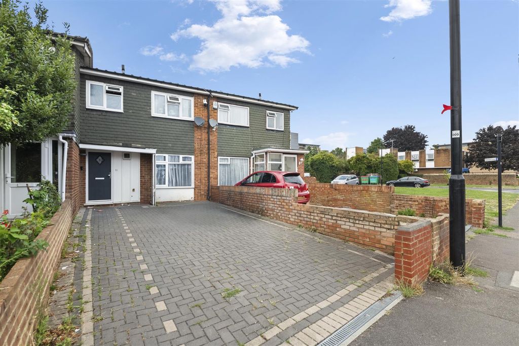 Property photo 1 of 11 Dsc_1571 (1).Jpg