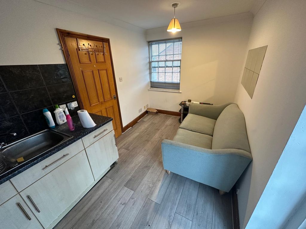 Property photo 3 of 9 Property