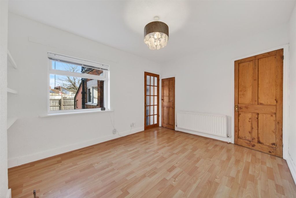 Property photo 2 of 19 5Churchst12.Jpg