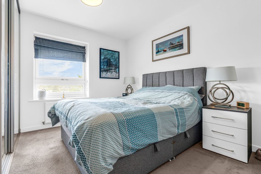 Property photo 3 of 17 Interna;-8