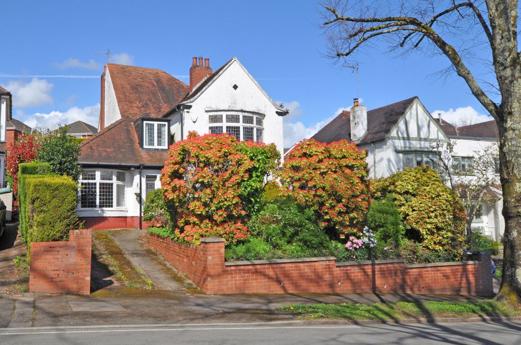 Property photo 2 of 25