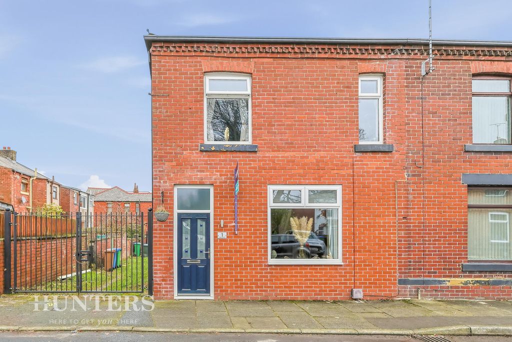 Property photo 1 of 20 Front (Exterior)