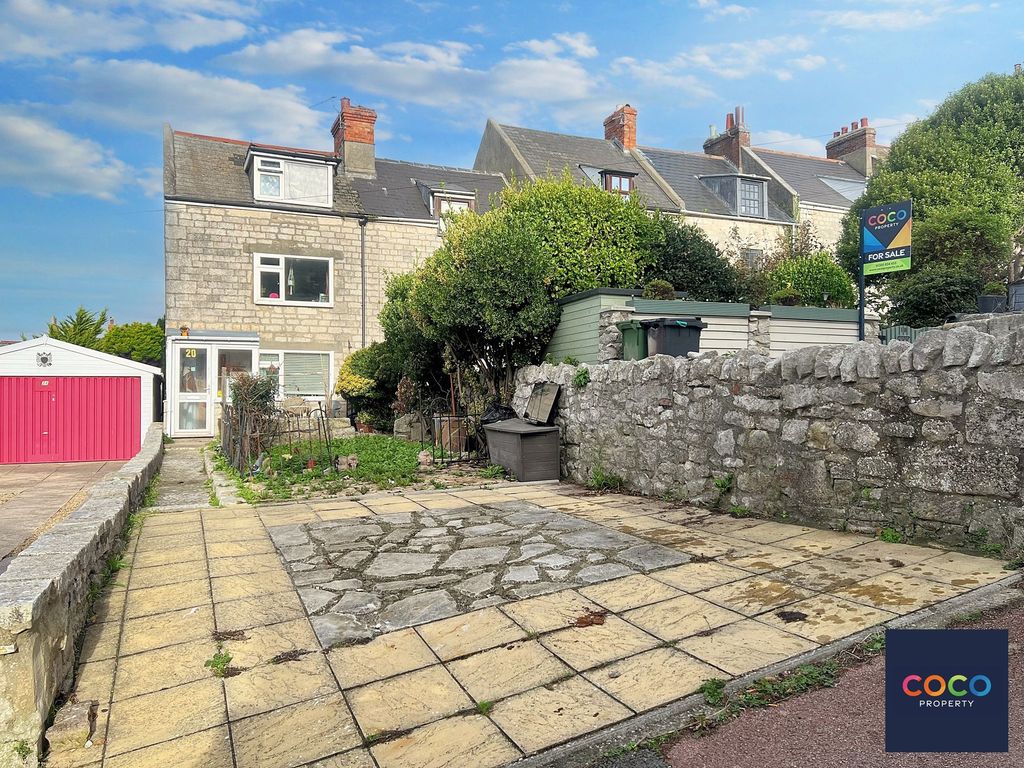 Property photo 1 of 12 Front