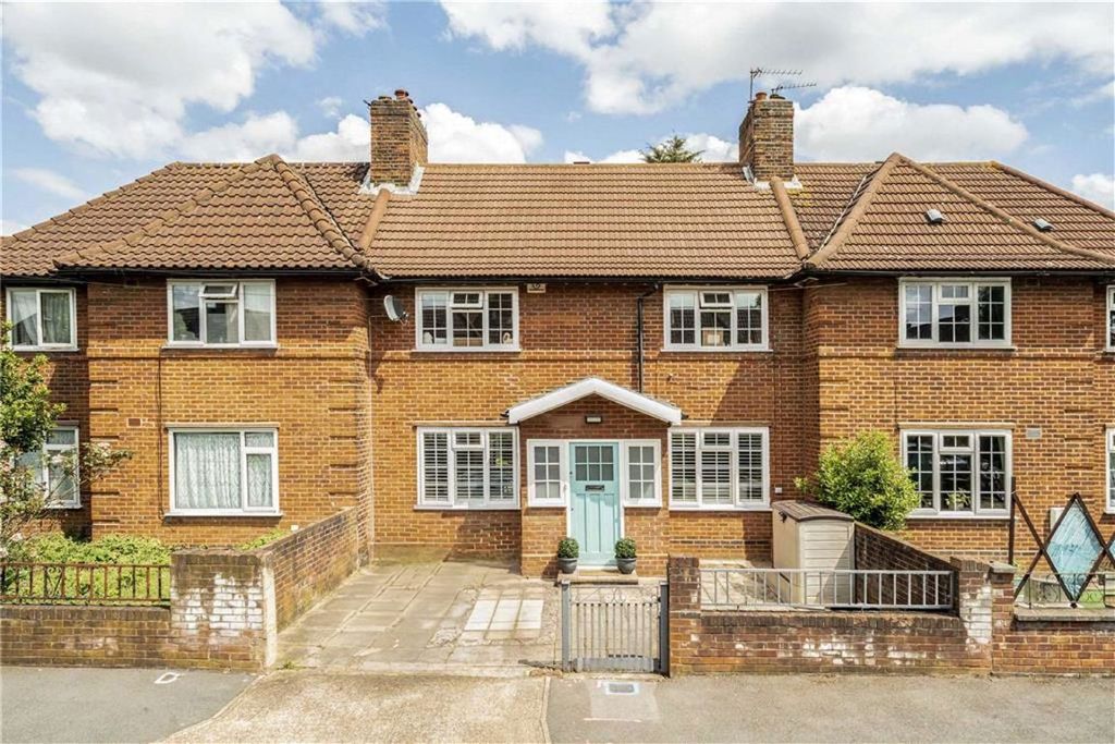 Property photo 1 of 9