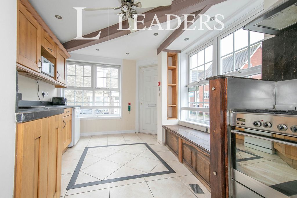 Property photo 2 of 7 Cece9A12-052B-ee11-9