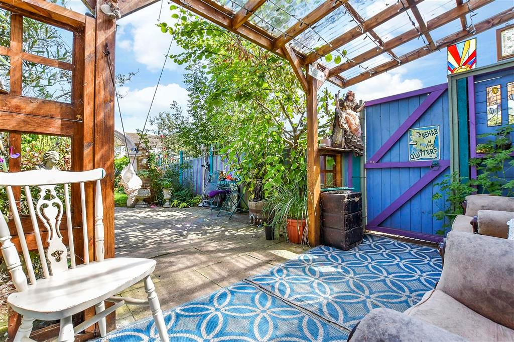 Property photo 3 of 17 Patio / Decking
