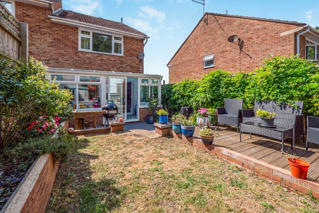 Property photo 2 of 13