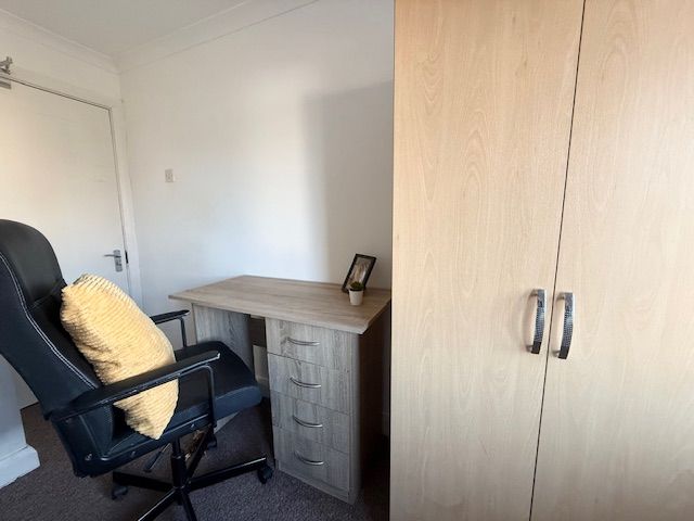 Property photo 3 of 10 Image3_2