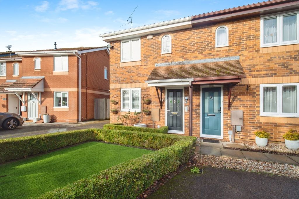 Property photo 1 of 17