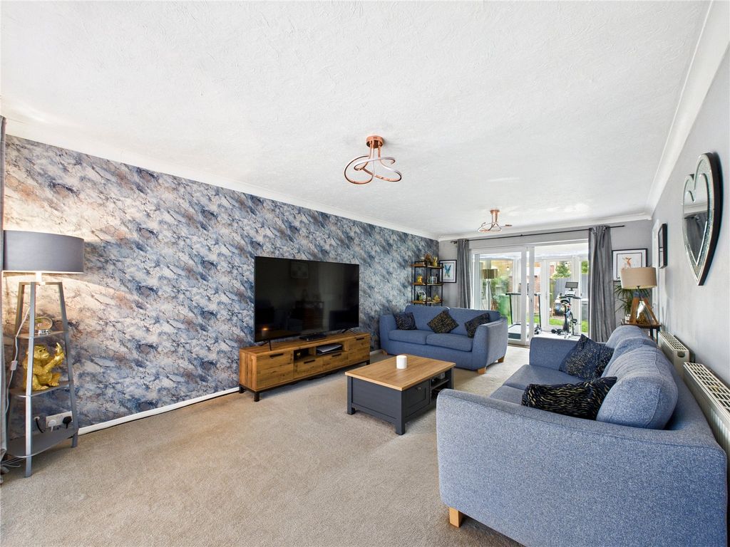 Property photo 1 of 16 Picture No. 03