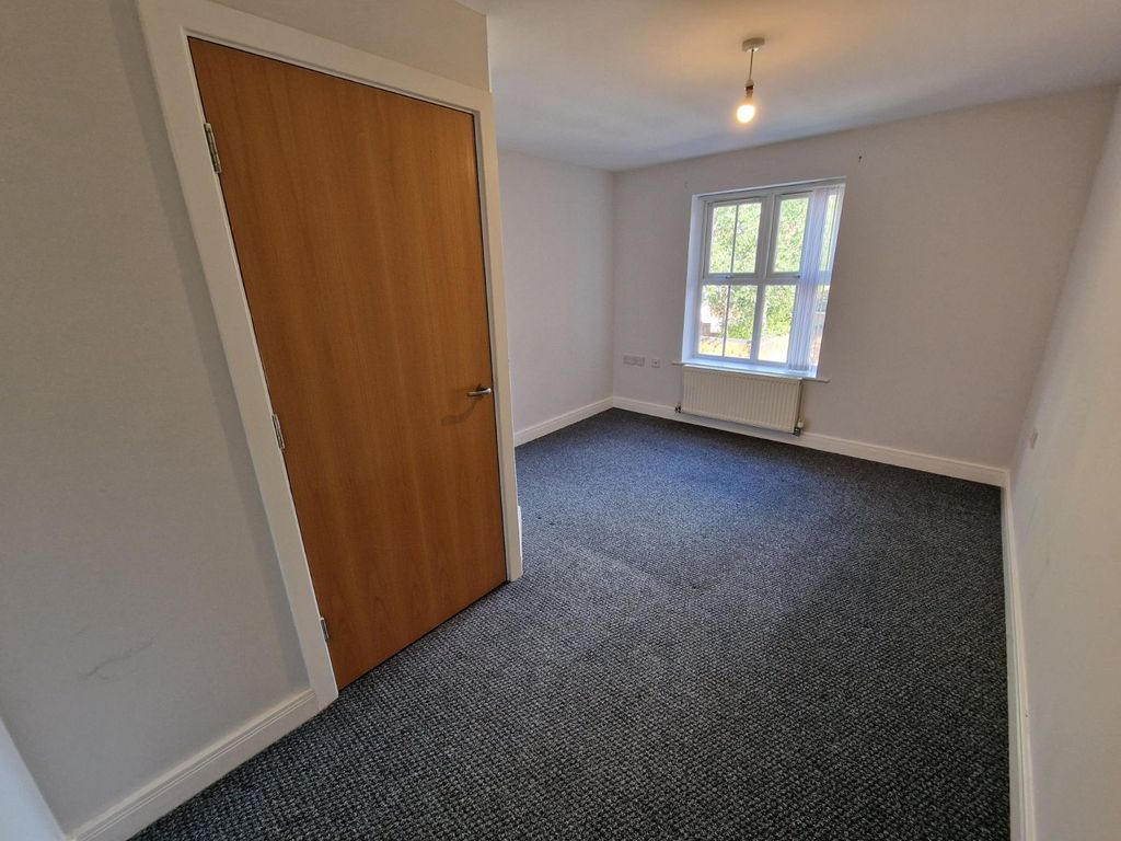 Property photo 3 of 6 Picture No. 06
