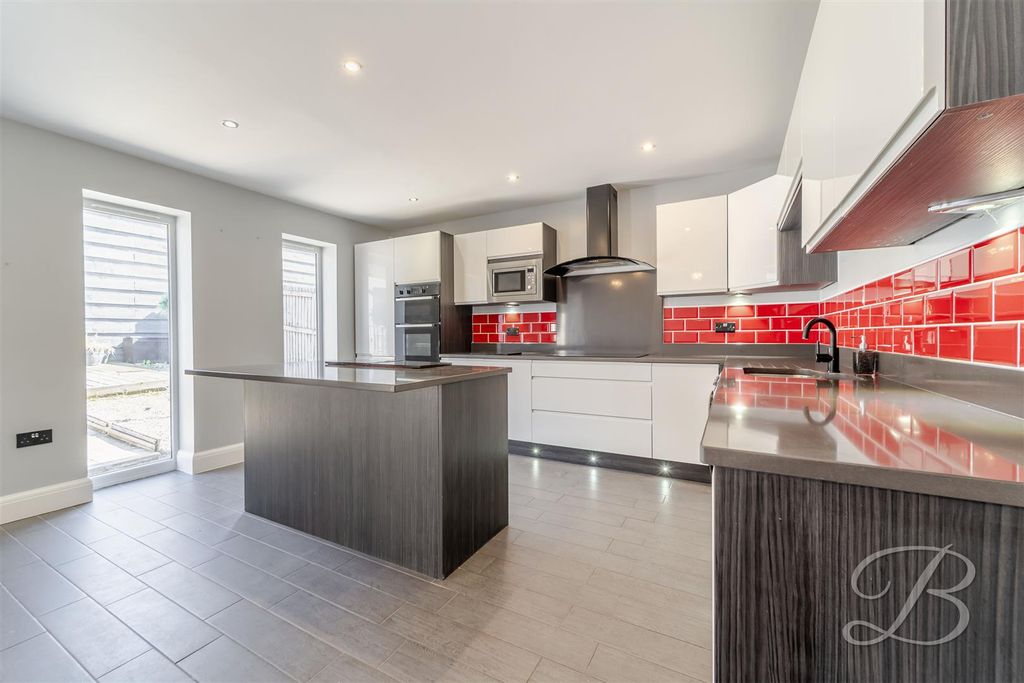 Property photo 2 of 25 Ccltd-8.Jpg