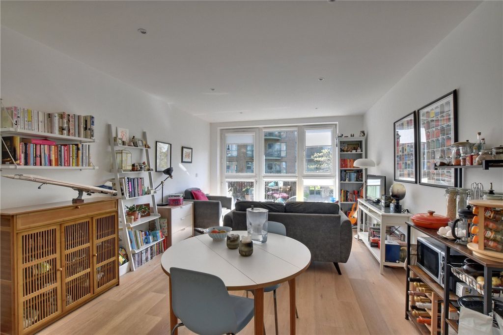 Property photo 2 of 13 Picture No. 05