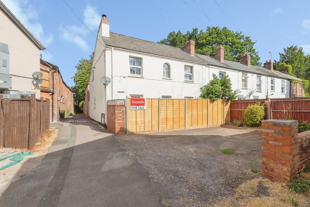 Property photo 1 of 24