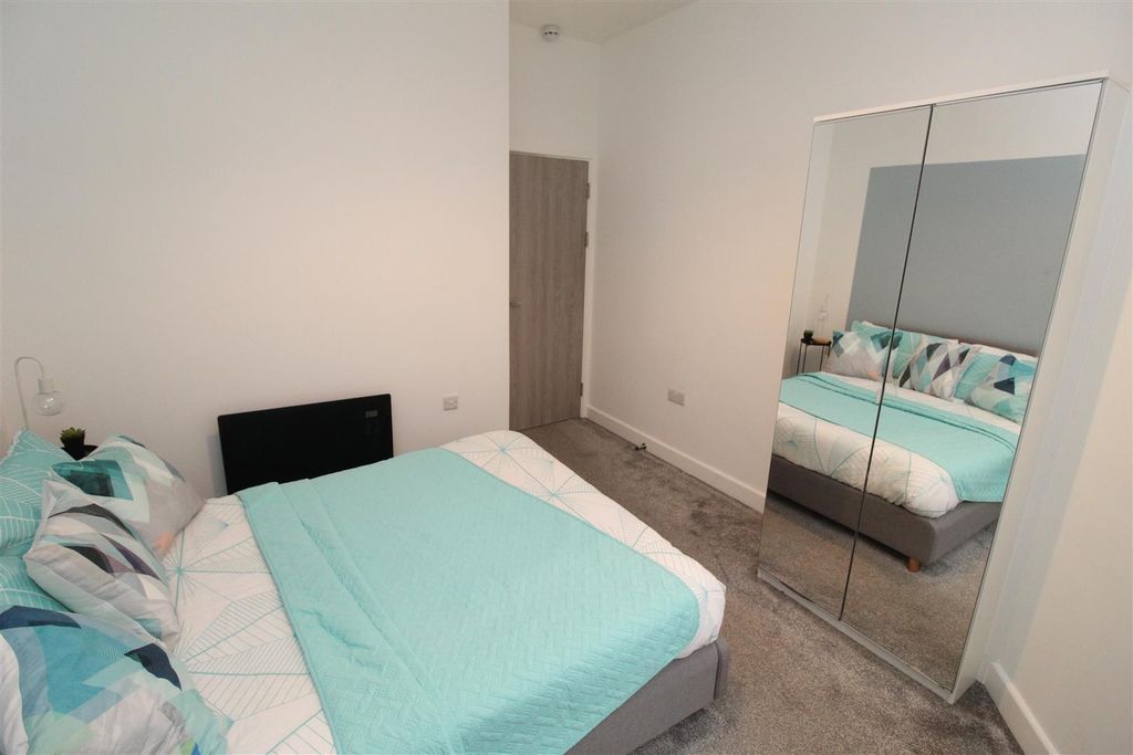 Property photo 3 of 8 Img_1148.Jpg