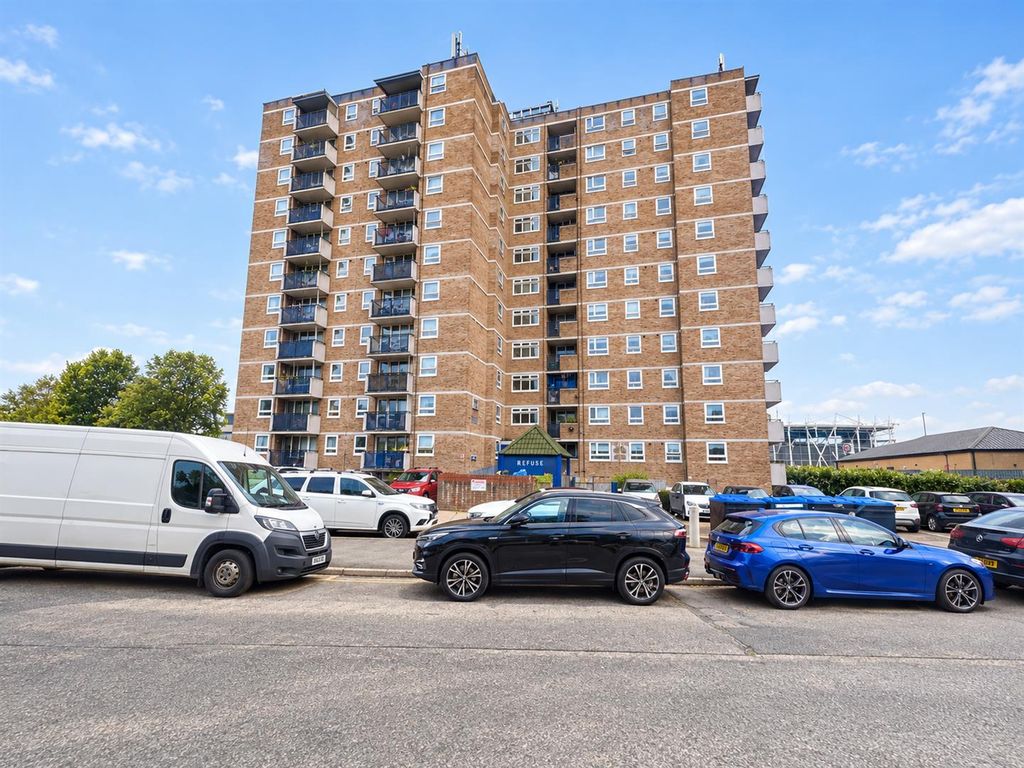 Property photo 1 of 10 1A48C43C-083C-4E73-8D16-E6A266D3E197.Png