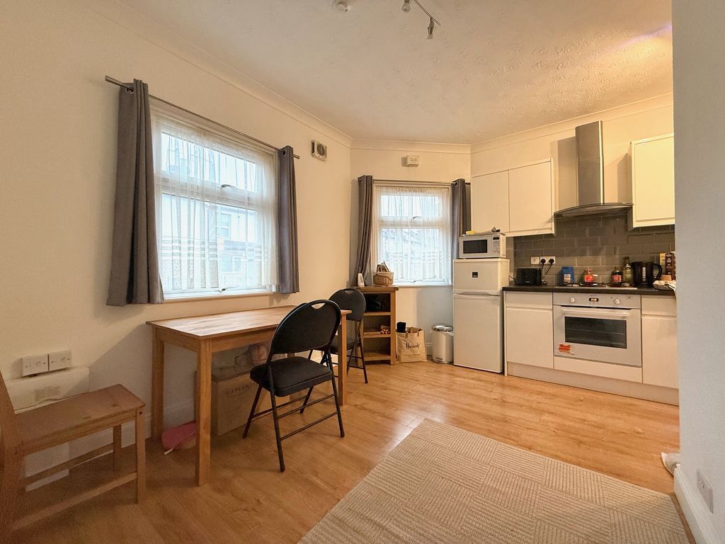 Property photo 2 of 8 Open Plan Area