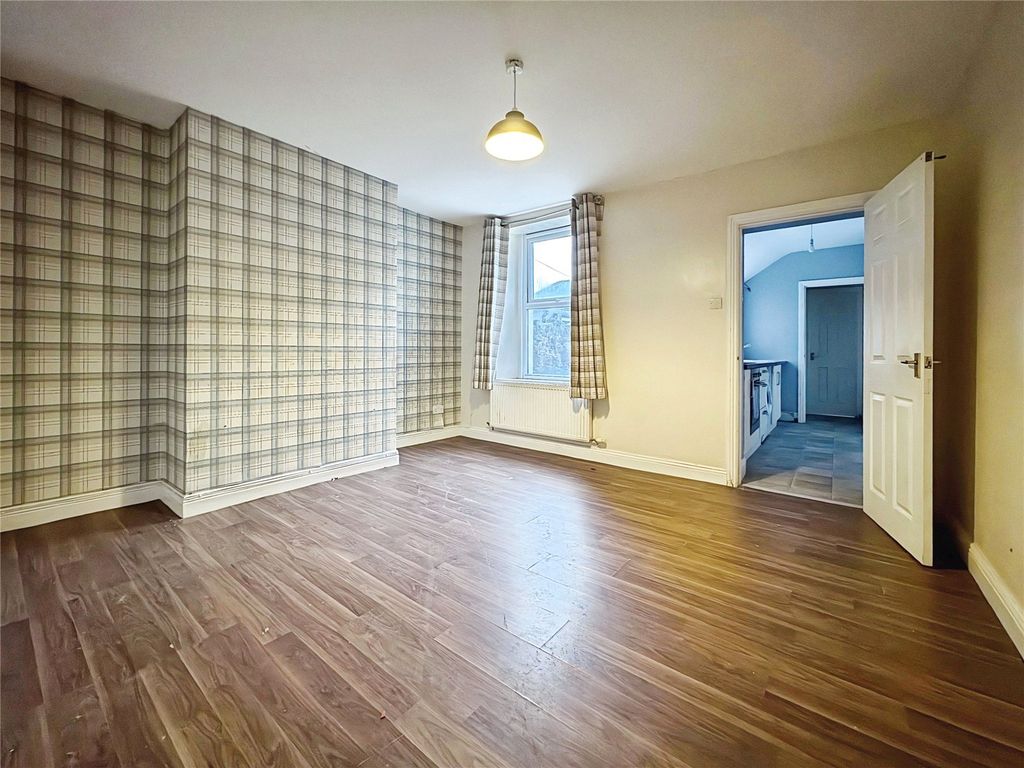 Property photo 2 of 12 Dining Room