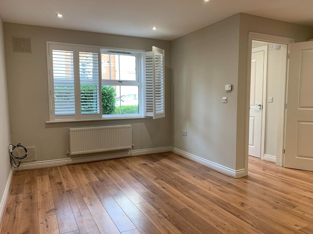 Property photo 2 of 11 Olvega 30.Jpg