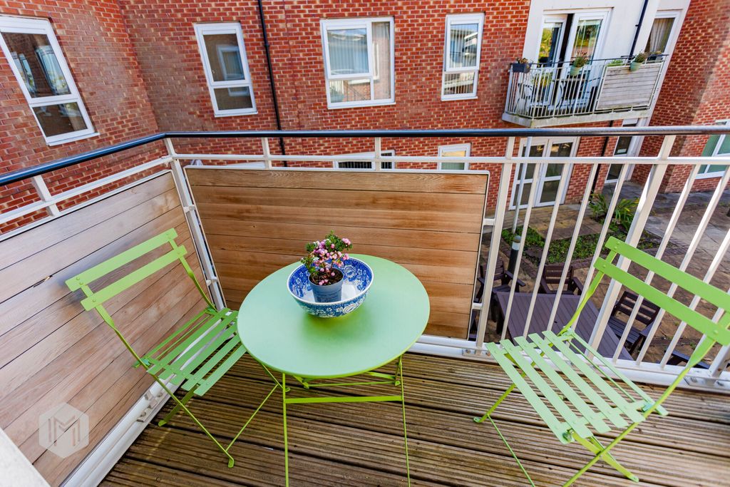 Property photo 3 of 19 Picture No. 08