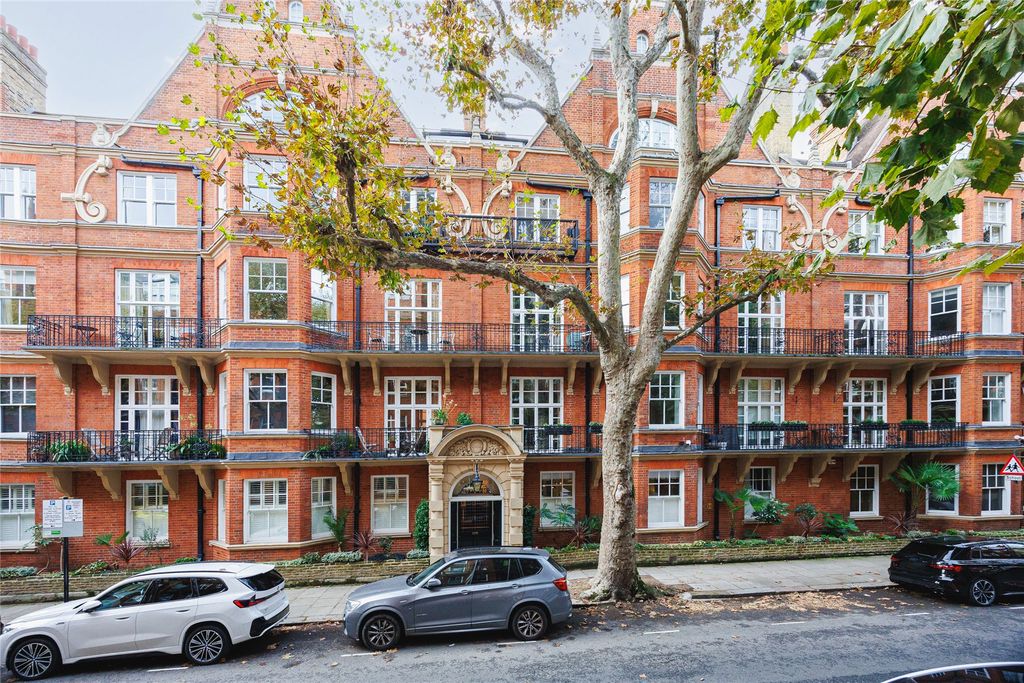 Property photo 3 of 14 Rossetti Garden Mans