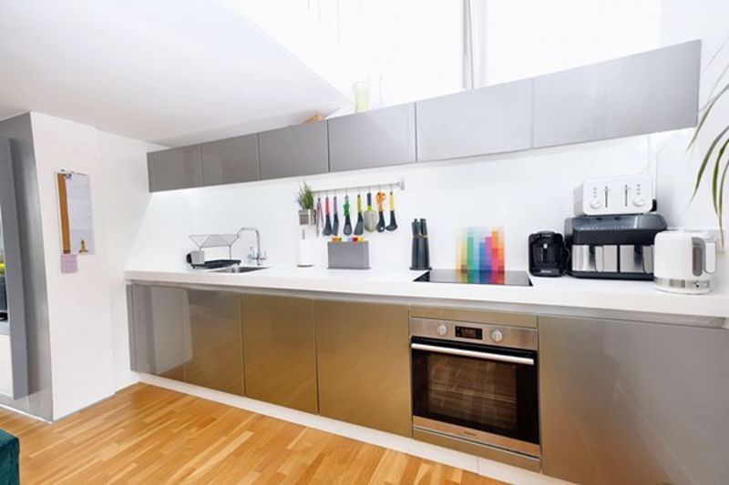 Property photo 3 of 11 Photo 3