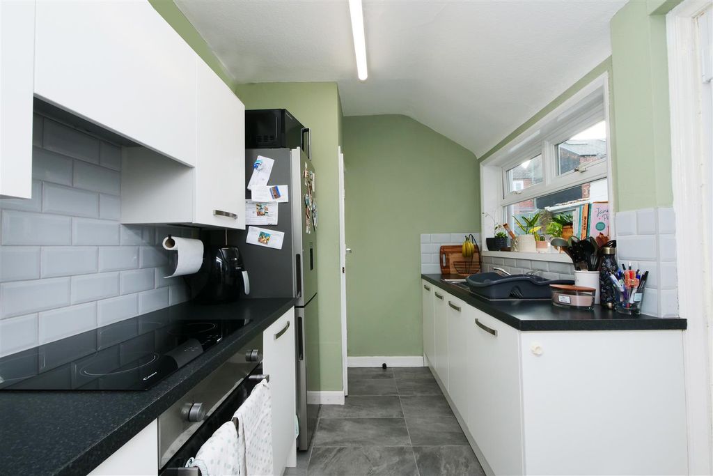 Property photo 2 of 13 Pnmb0129.Jpg