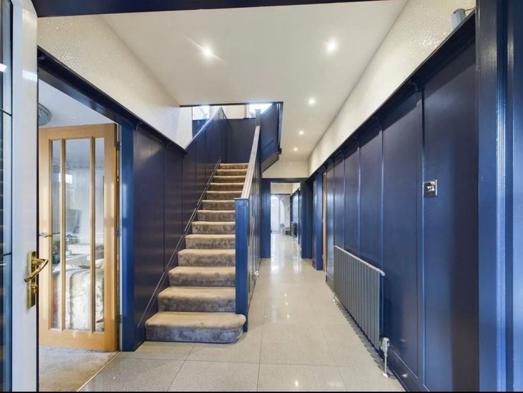 Property photo 3 of 11 4E31d75c-F155-49d3-8F39-40Fdb861F0E7.Jpg