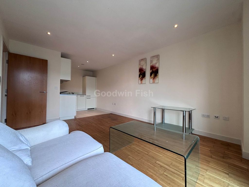 Property photo 3 of 11
