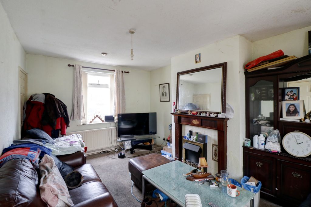 Property photo 2 of 9 Lounge 1.1