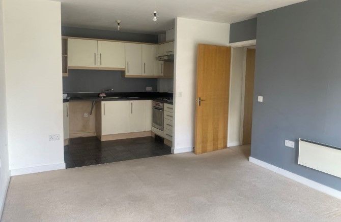 Property photo 2 of 9