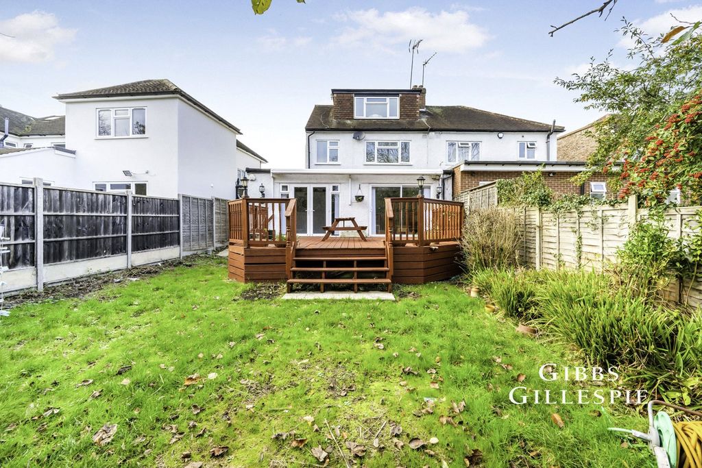 Property photo 1 of 10 Photo