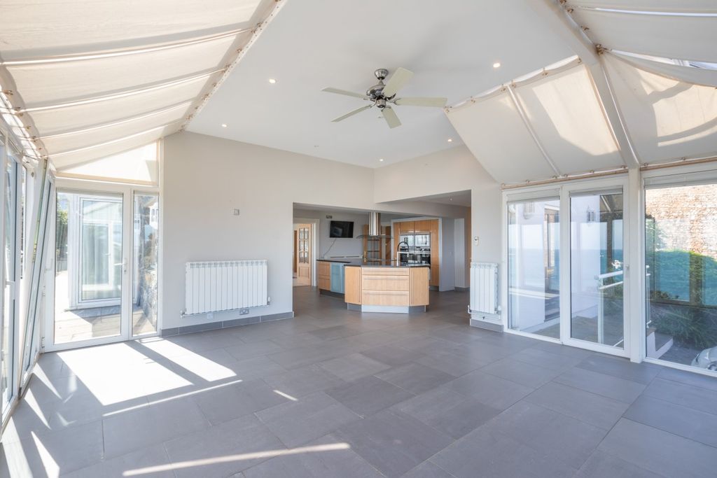 Additional image 8 of 5 bed detached house for saleRavelin Road, Fort George, St Peter Port GY1