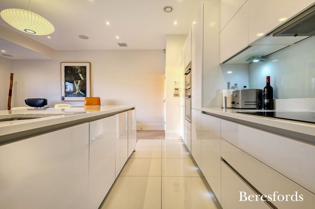 Property photo 3 of 20 Picture No. 09