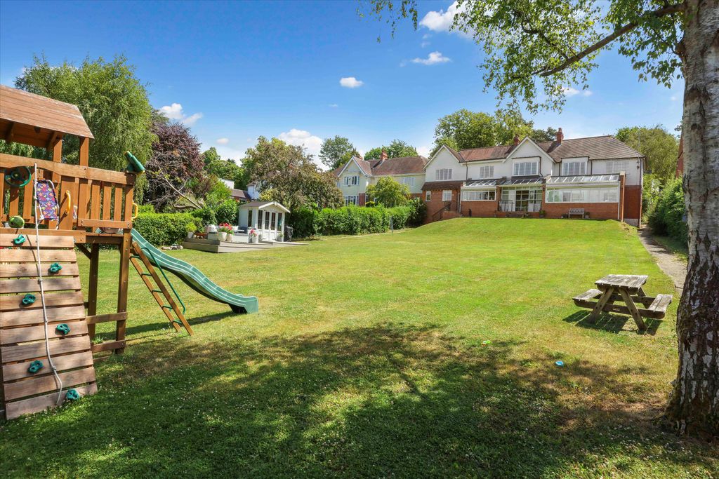 Property photo 1 of 31 Image