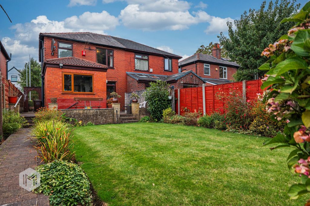 Property photo 3 of 38