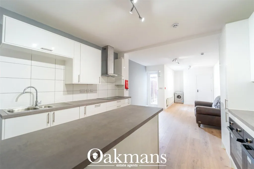 House in Sandwell, Bearwood - More