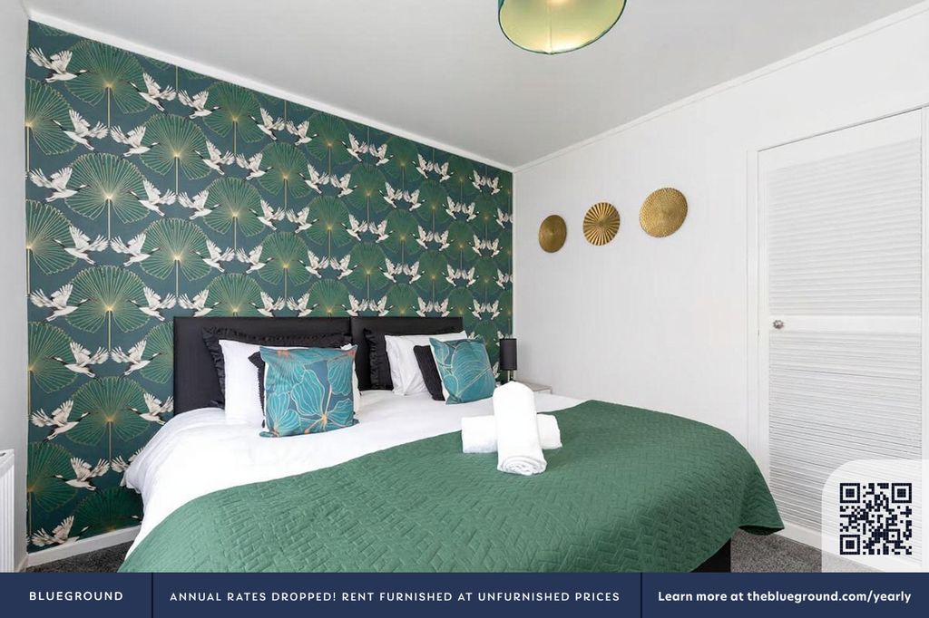 Property photo 3 of 36 Bedroom